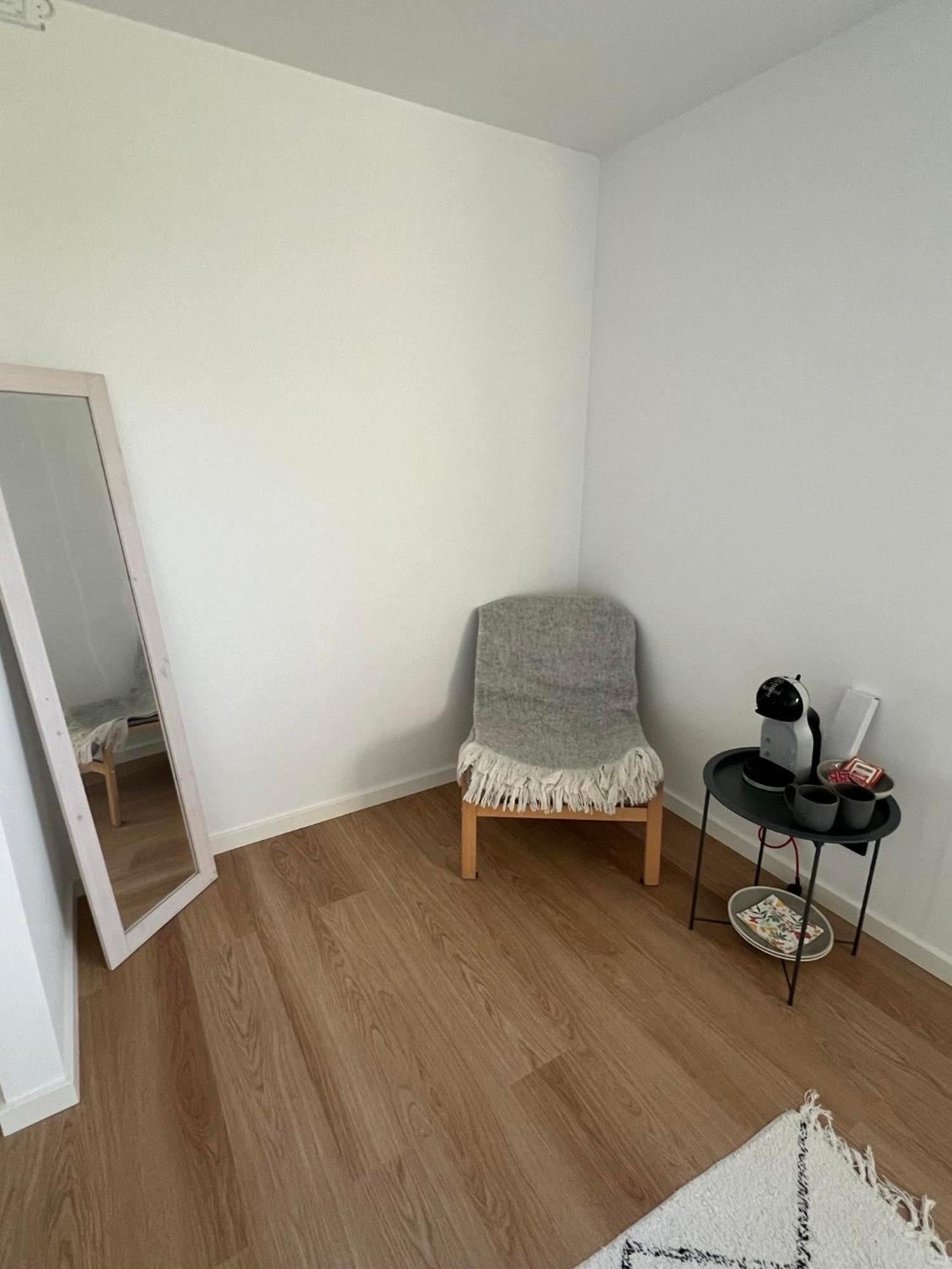 Bright, Quiet, Comfortable Room In A Luxury Home 霍森斯 外观 照片